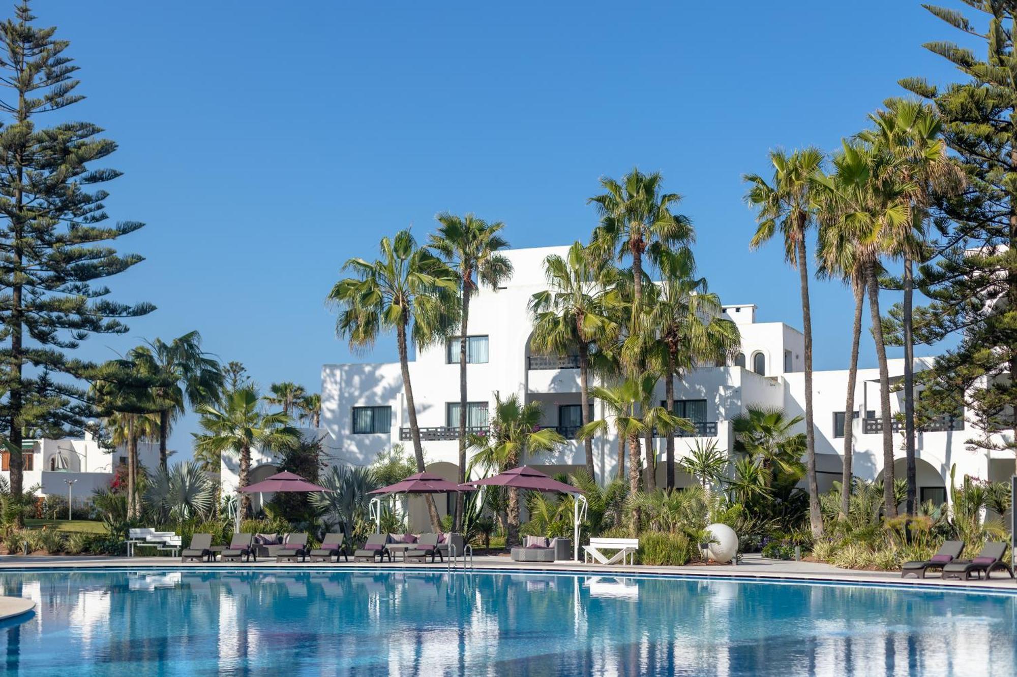 فندق بولمان مازاجان رويال جولف آند سبا الجديدة المظهر الخارجي الصورة The swimming pool at the hotel