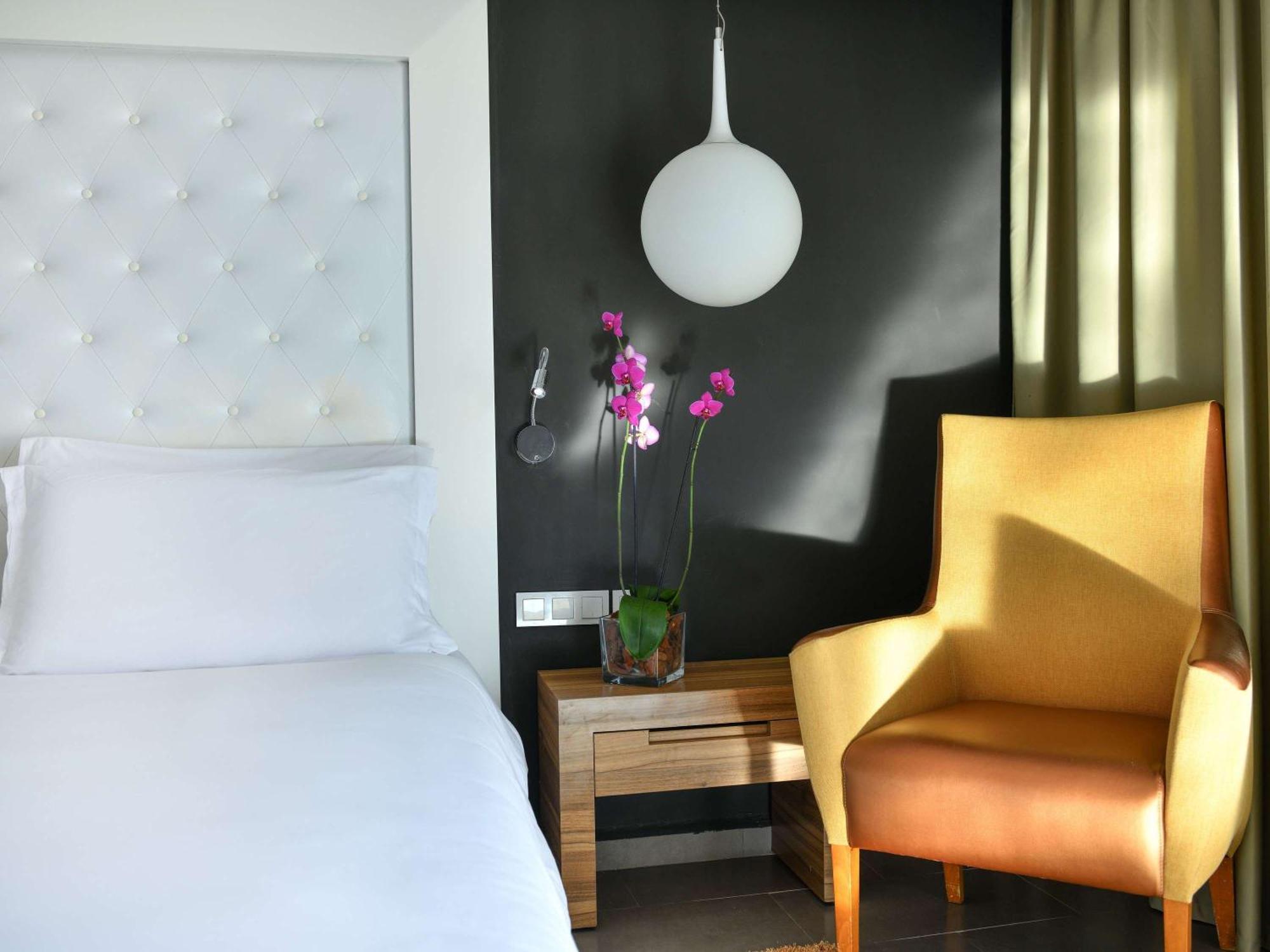 فندق بولمان مازاجان رويال جولف آند سبا الجديدة المظهر الخارجي الصورة A room at the hotel