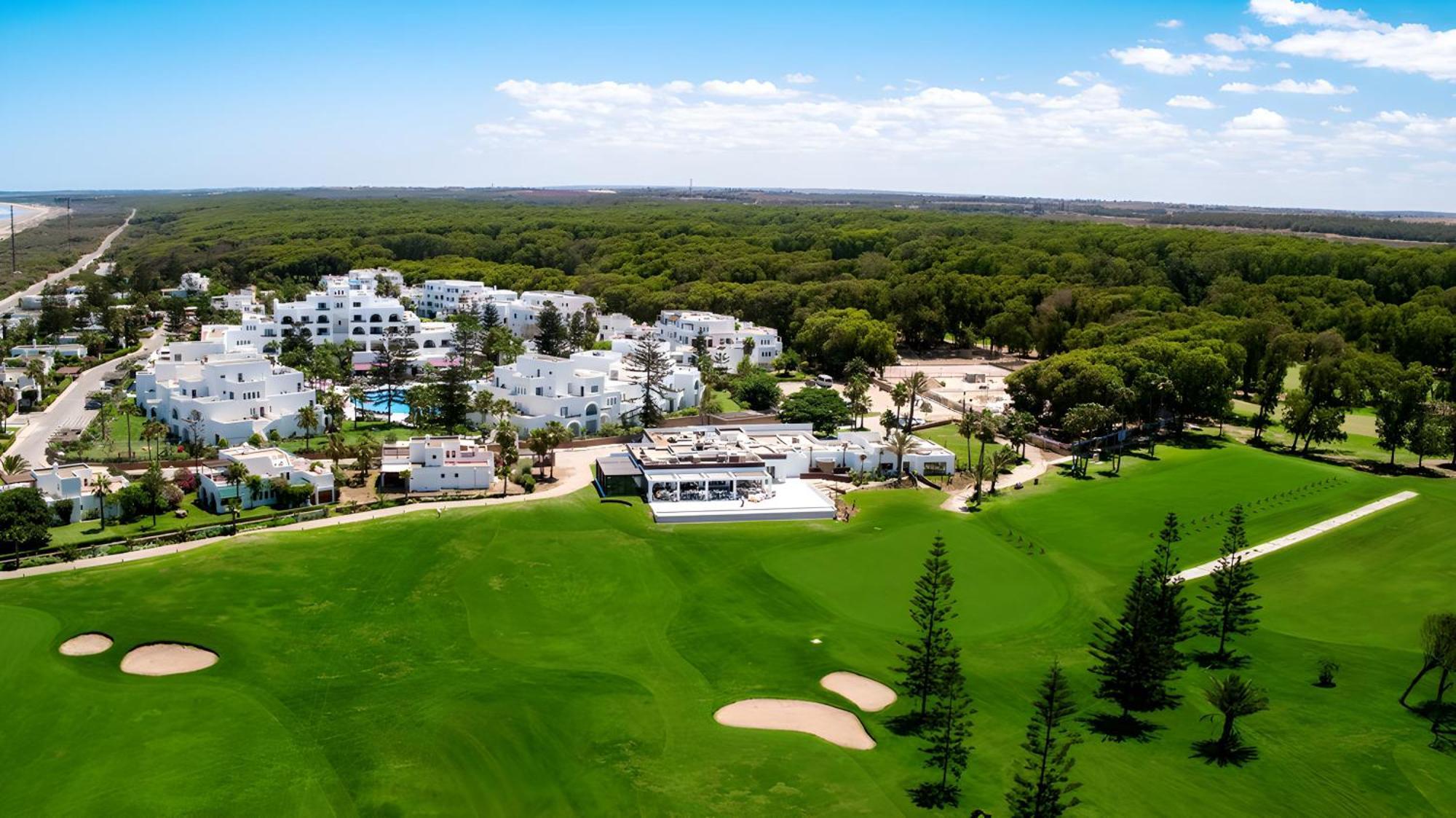 فندق بولمان مازاجان رويال جولف آند سبا الجديدة المظهر الخارجي الصورة Golf course in Punta Cana