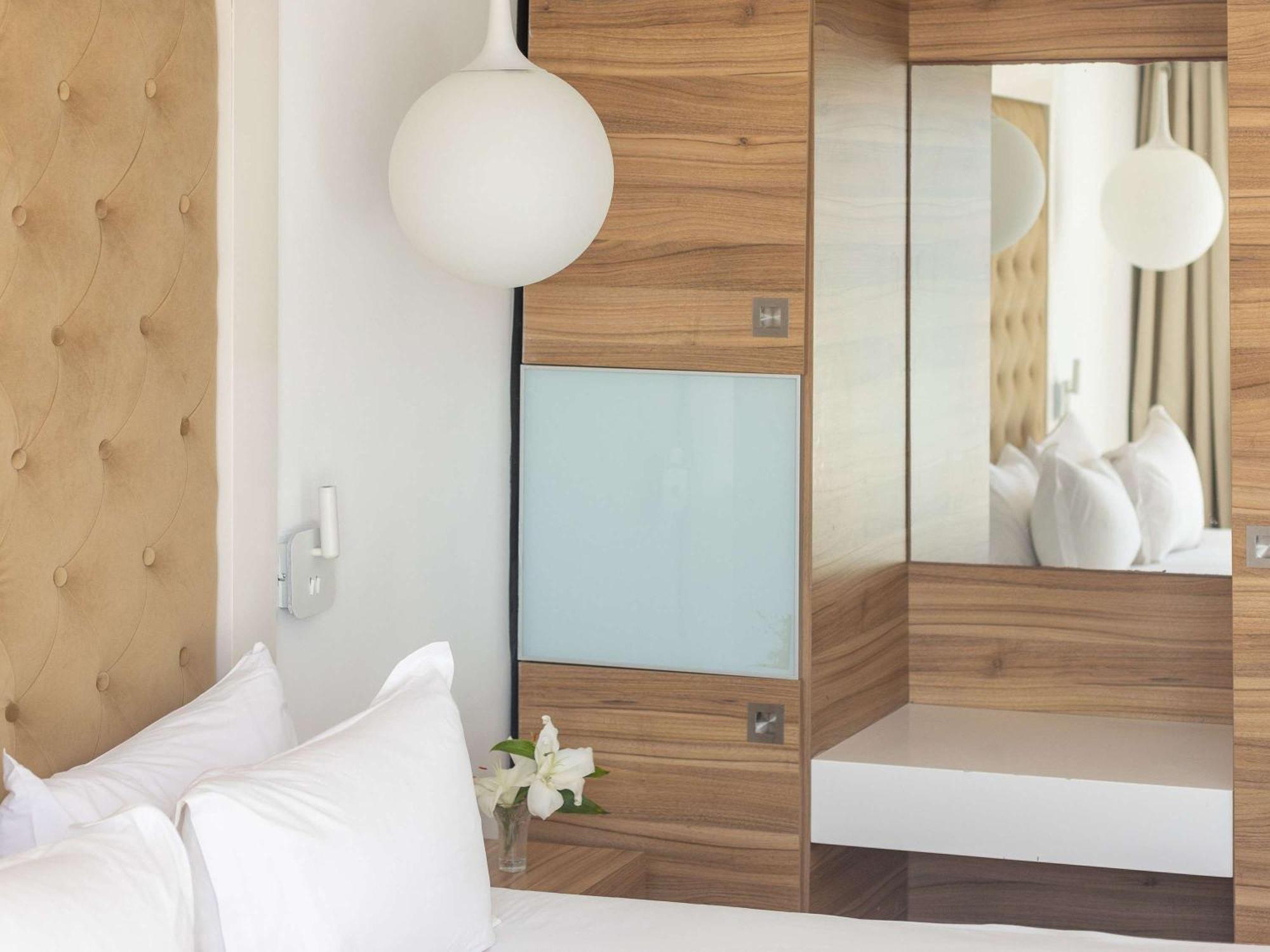 فندق بولمان مازاجان رويال جولف آند سبا الجديدة المظهر الخارجي الصورة A room at the hotel